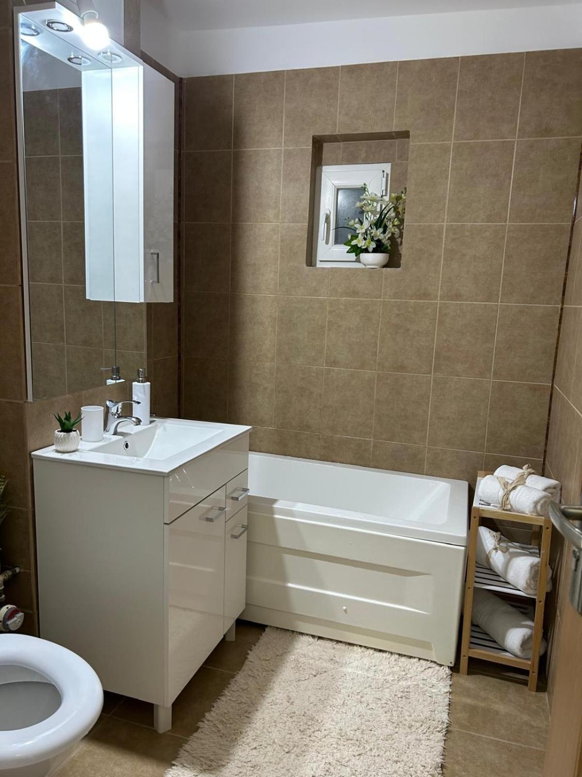 Jasminique Suite Craiova Exterior foto